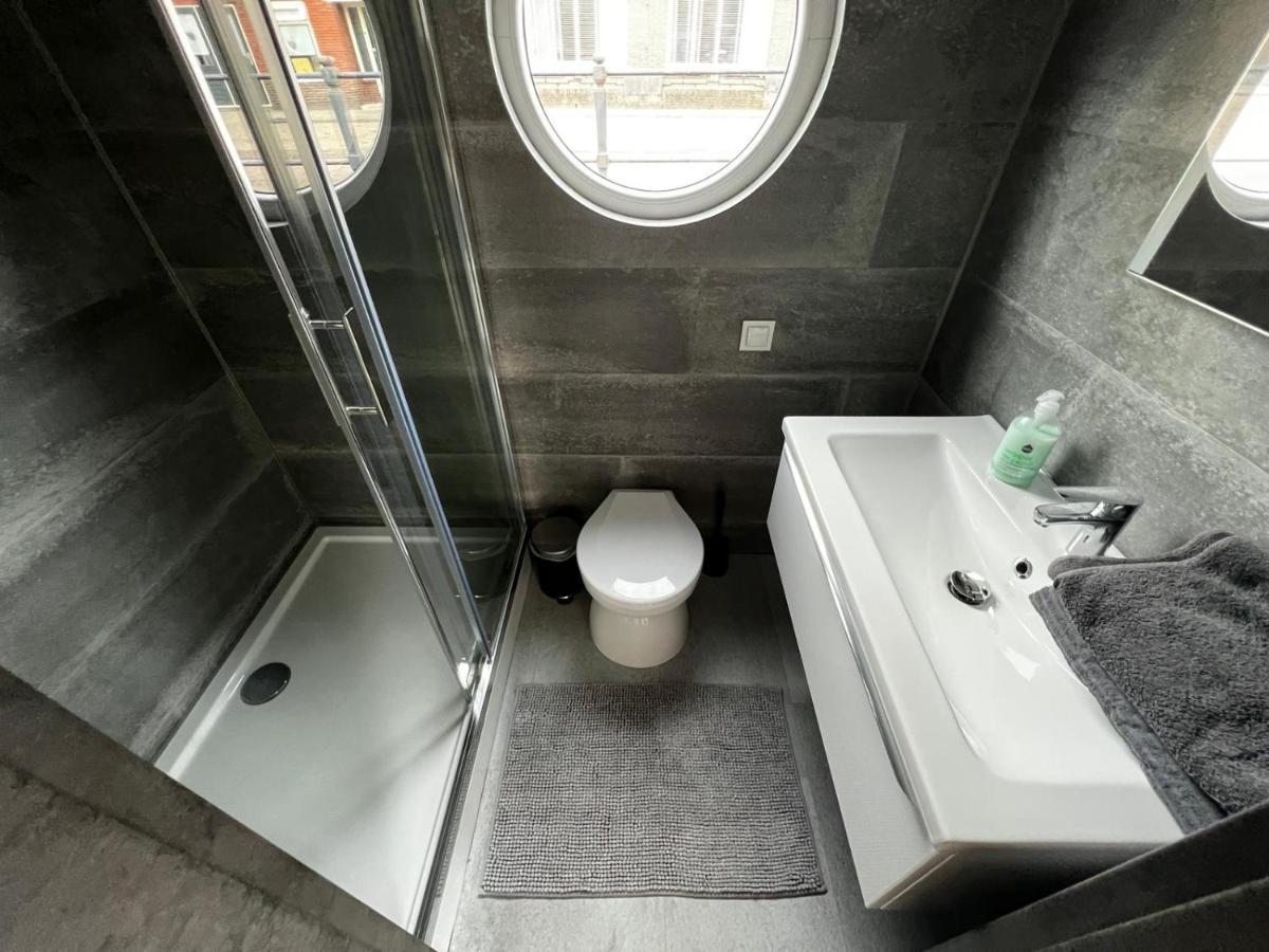 New Houseboat 2 Bedrooms Zwartsluis Exterior foto
