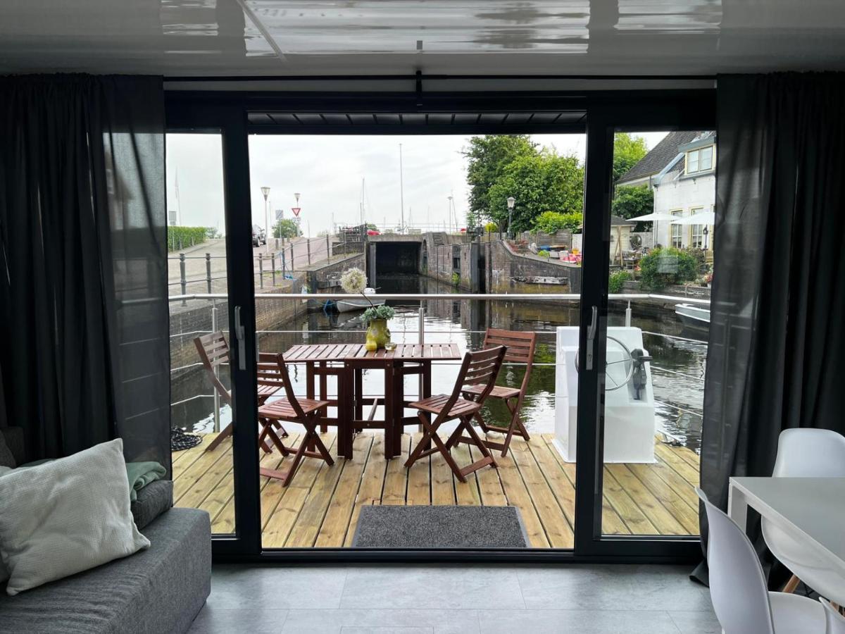 New Houseboat 2 Bedrooms Zwartsluis Exterior foto